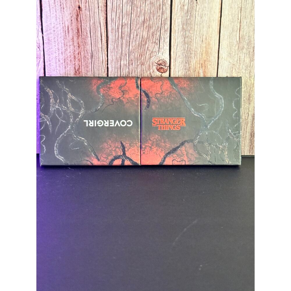 Covergirl X Stranger Things: The Crawl Face & Eye Palette